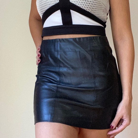 Zara Dresses & Skirts - 🔥Zara mini skirt